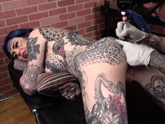 Amber Luke gets a asshole tattoo and a good fucking Thumb